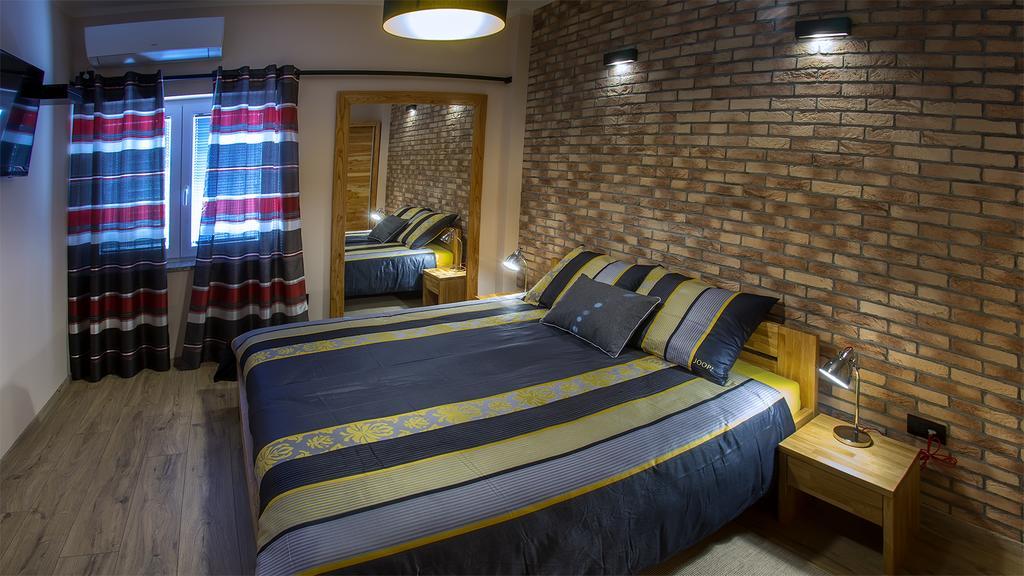 غييكا Deluxe 4 Star Studio Apartment المظهر الخارجي الصورة