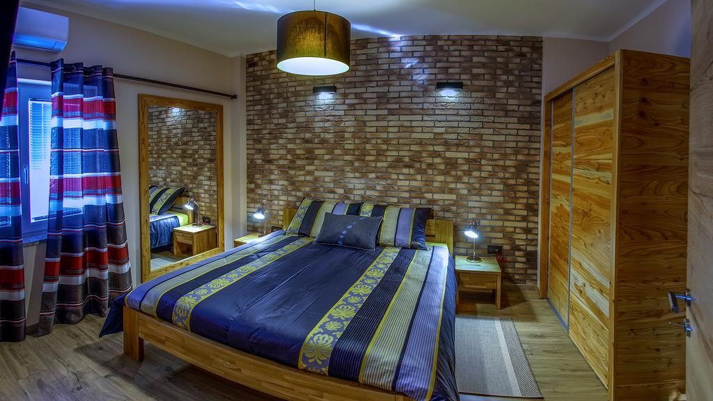 غييكا Deluxe 4 Star Studio Apartment المظهر الخارجي الصورة