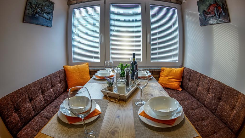 غييكا Deluxe 4 Star Studio Apartment المظهر الخارجي الصورة