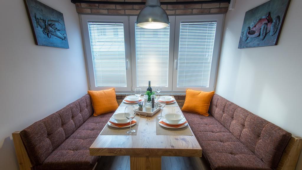 غييكا Deluxe 4 Star Studio Apartment المظهر الخارجي الصورة
